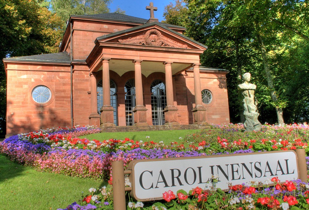 Repräsentationsgrün vor dem Carolinensaal in Pirmasens (Quelle: Stadt Pirmasens/Jan-Erik Nord)