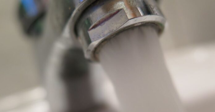 Wasserhahn (Quelle: Andreas Erb)