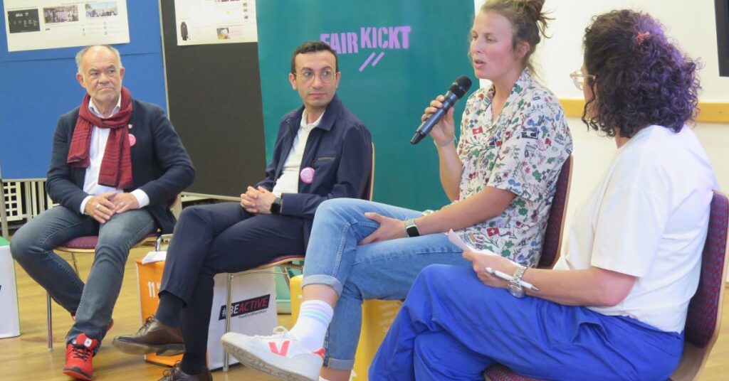 Diskutieren über Nachhaltigkeit im Sport: Roland Frischkorn, Mike Josef, Lea Wippermann und Daniela Cappelluti (von links). (Quelle: Andreas Erb)