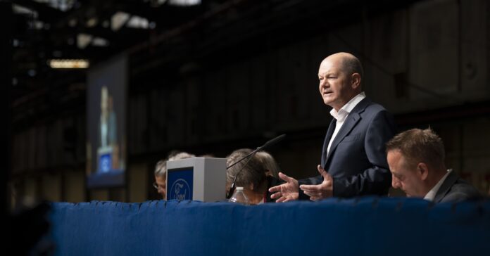 Olaf Scholz fordert eine europäische Verkaufsförderung für E-Autos. (Quelle: Bundesregierung/Steffen Kugler)