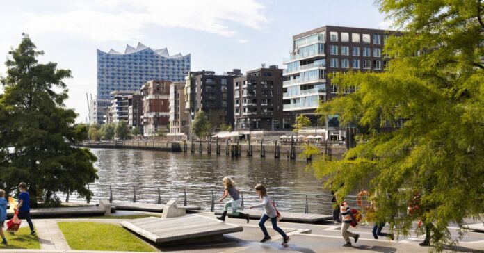 Auf dem Weg in die urbane Zukunft: Der KfW Award Leben widmet sich dem Leben in der Stadt. (Quelle: KfW Bankengruppe/Jonas Wresch)