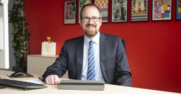 Florian Janik, Oberbürgermeister von Erlangen (Quelle: Stadt Erlangen/Rainer Windhorst)